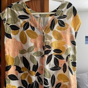 Linen short sleeve button down top